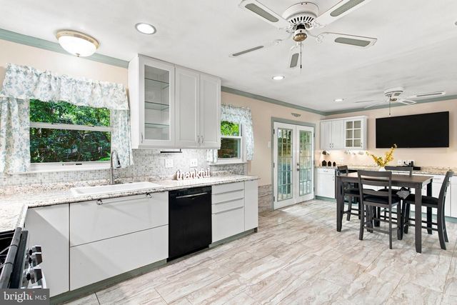 7113 GALGATE, Springfield, VA 22152