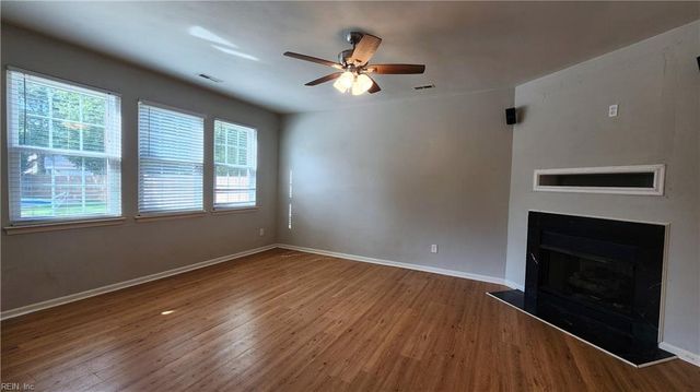 1828 Somersby LN, Virginia Beach, VA 23456
