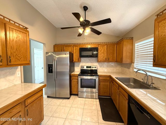 2798 LANTANA LAKES Drive W, Jacksonville, FL 32246