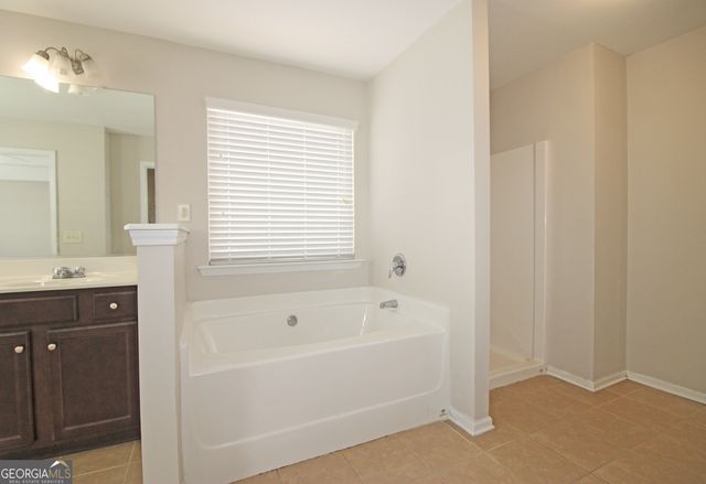 315 Lakeside Lane, Woodstock, GA 30188