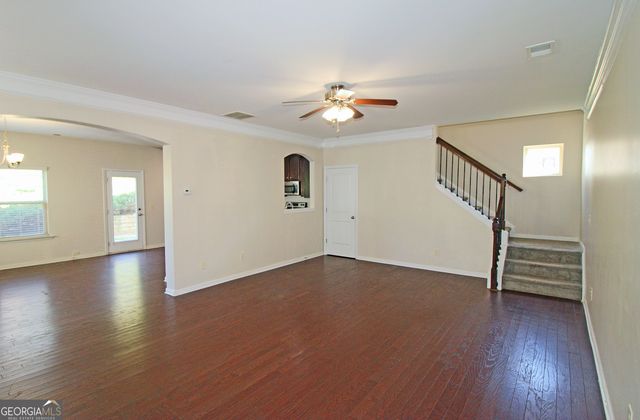 315 Lakeside Lane, Woodstock, GA 30188