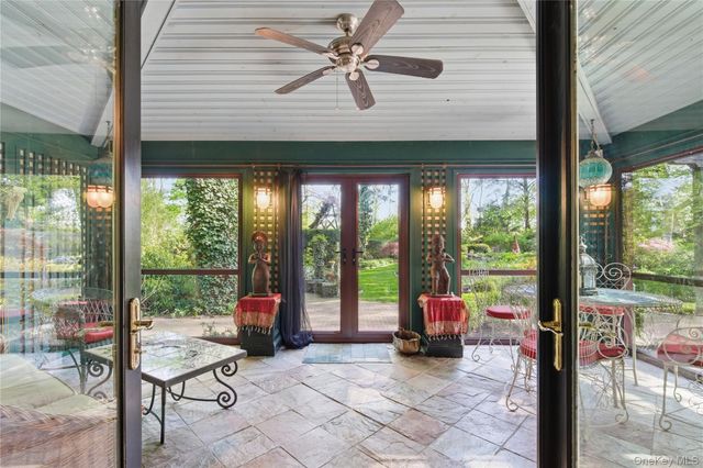 30 Semon Road, Huntington, NY 11743