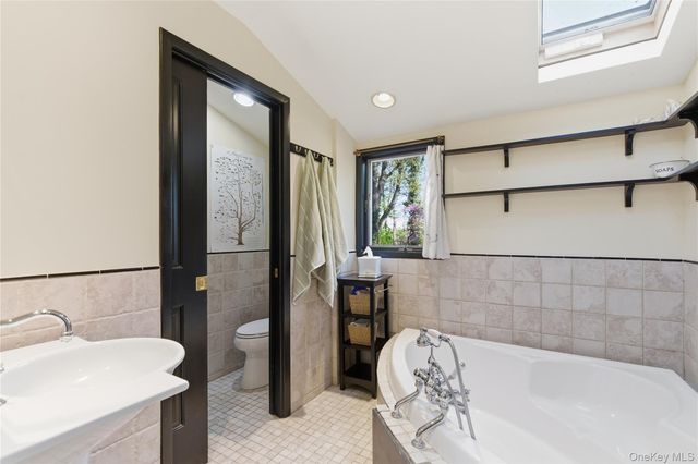 30 Semon Road, Huntington, NY 11743