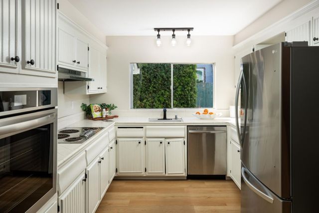 1423 Kyle Court, Sunnyvale, CA 94087