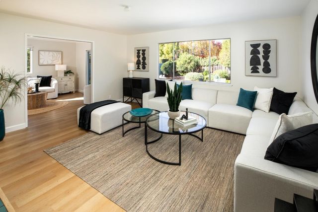 1423 Kyle Court, Sunnyvale, CA 94087