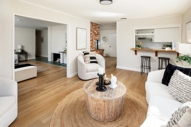 1423 Kyle Court, Sunnyvale, CA 94087