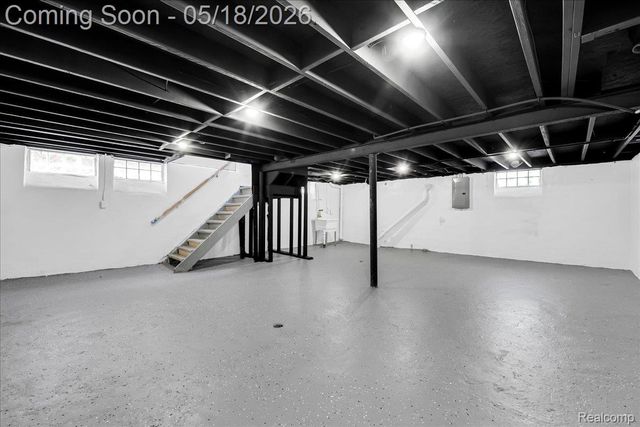 16515 Ohio Street, Detroit, MI 48221