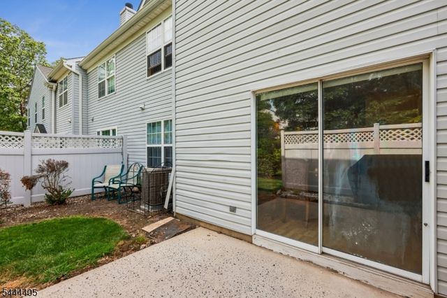 3 Letts Ct, Sayreville Boro, NJ 08872