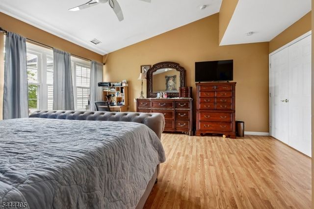 3 Letts Ct, Sayreville Boro, NJ 08872