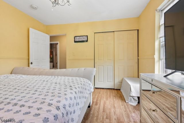 3 Letts Ct, Sayreville Boro, NJ 08872