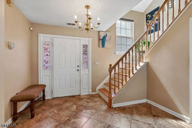 3 Letts Ct, Sayreville Boro, NJ 08872