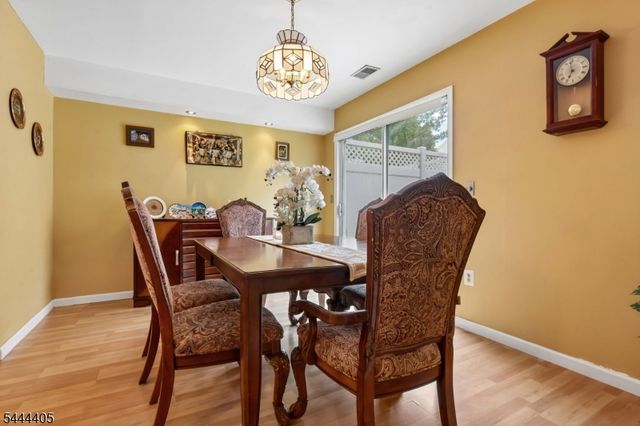 3 Letts Ct, Sayreville Boro, NJ 08872