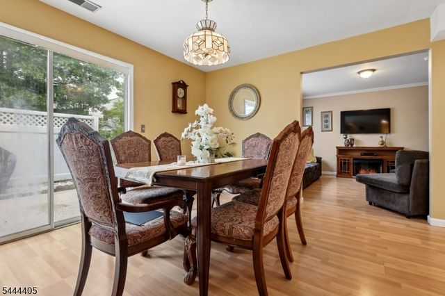 3 Letts Ct, Sayreville Boro, NJ 08872