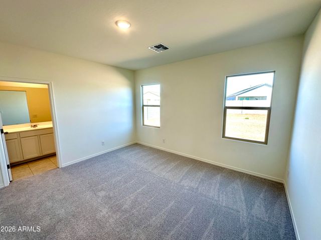 4024 E Haley Drive, San Tan Valley, AZ 85143