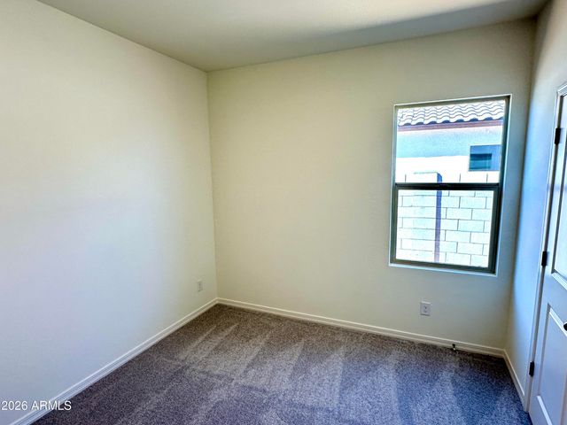 4024 E Haley Drive, San Tan Valley, AZ 85143