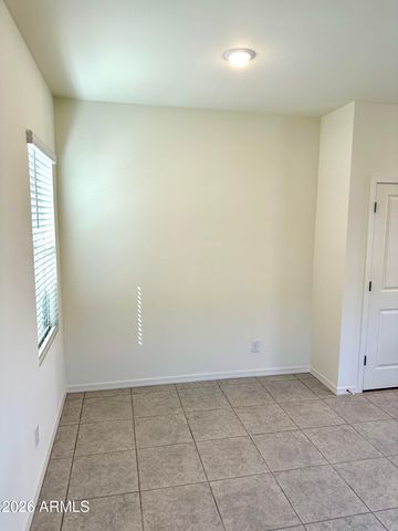 4024 E Haley Drive, San Tan Valley, AZ 85143