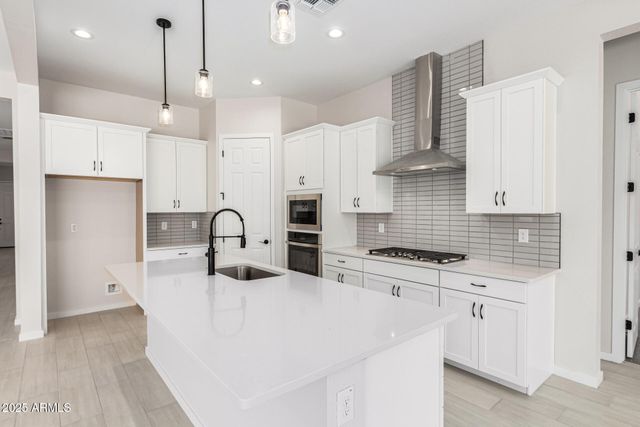 20262 W HOLLYHOCK Street, Buckeye, AZ 85396