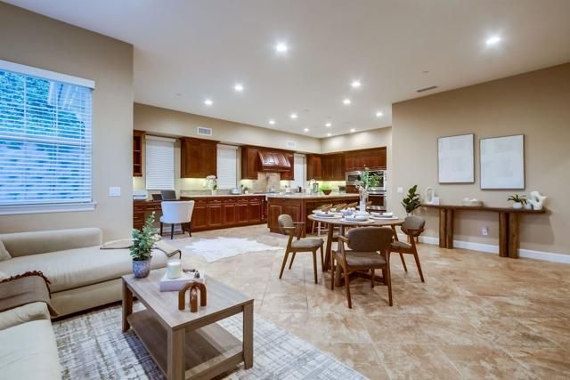 545 Quail Pointe Ln, Encinitas, CA 92024