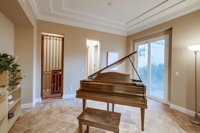 545 Quail Pointe Ln, Encinitas, CA 92024