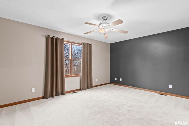 1621 Briarcreek Lane, Springfield, IL 62711