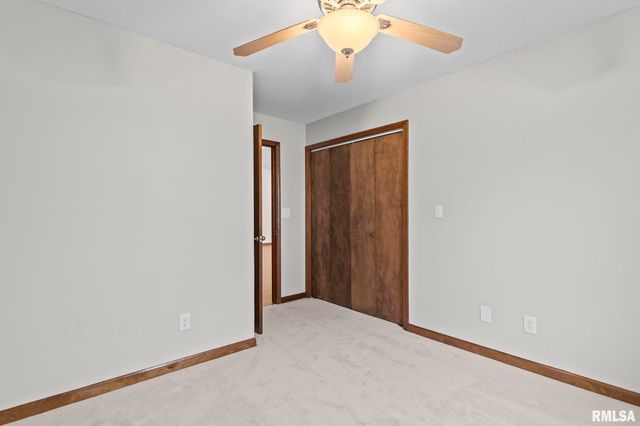 1621 Briarcreek Lane, Springfield, IL 62711