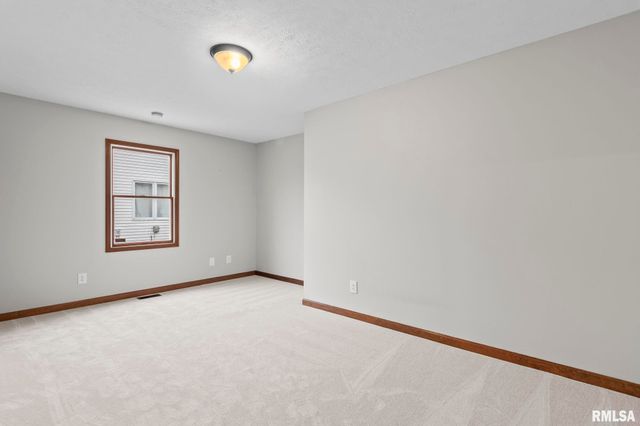 1621 Briarcreek Lane, Springfield, IL 62711