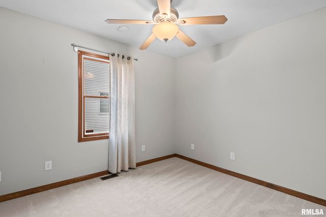 1621 Briarcreek Lane, Springfield, IL 62711