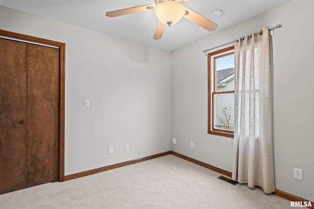 1621 Briarcreek Lane, Springfield, IL 62711