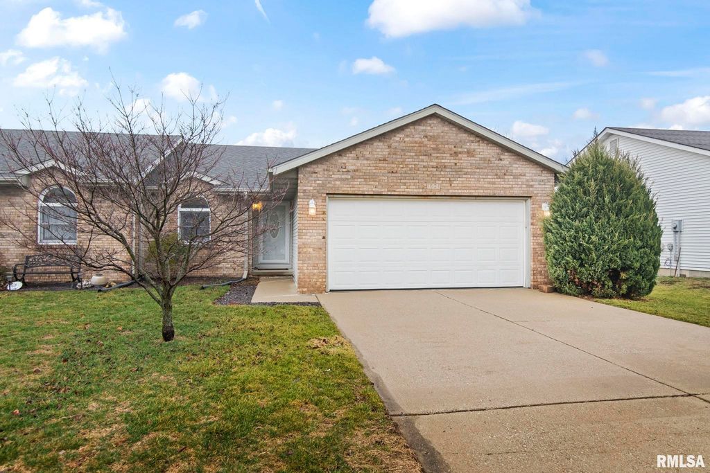 1621 Briarcreek Lane, Springfield, IL 62711