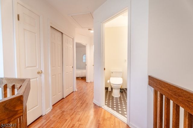 16 Cable Ct, Montville Twp., NJ 07045