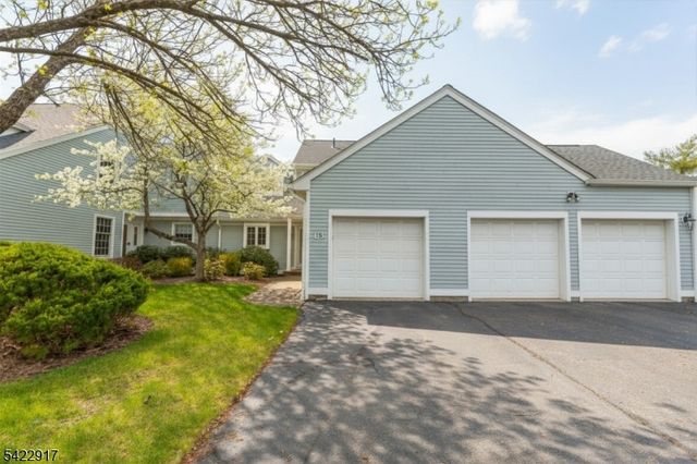 16 Cable Ct, Montville Twp., NJ 07045