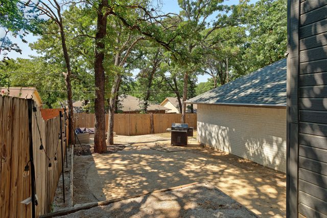 4404 Rain Forest Drive, Arlington, TX 76017