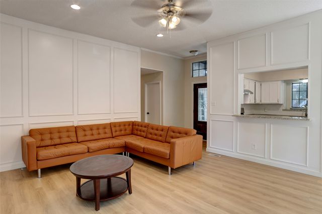 4404 Rain Forest Drive, Arlington, TX 76017