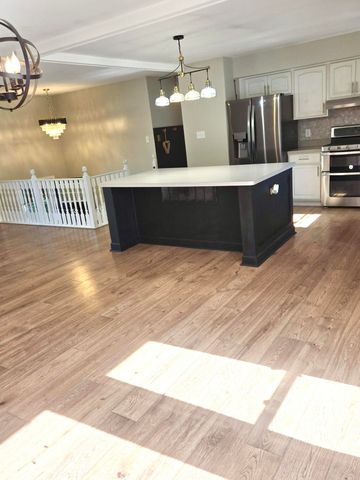 3203 Parker Drive, Valparaiso, IN 46383