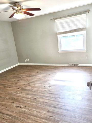 3203 Parker Drive, Valparaiso, IN 46383