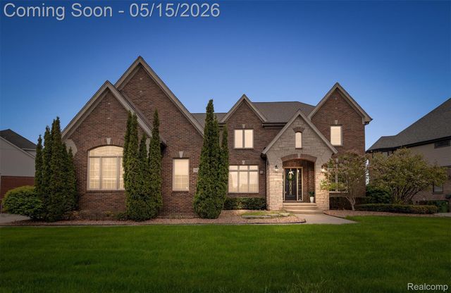 54381 Pelican Lane, Shelby Charter Township, MI 48315