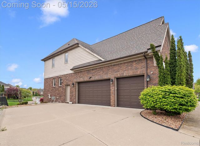 54381 Pelican Lane, Shelby Charter Township, MI 48315