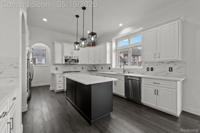 54381 Pelican Lane, Shelby Charter Township, MI 48315