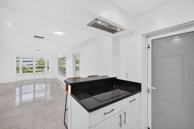 4836 NE 23RD Avenue 31, Fort Lauderdale, FL 33308