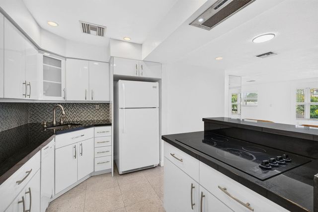 4836 NE 23RD Avenue 31, Fort Lauderdale, FL 33308