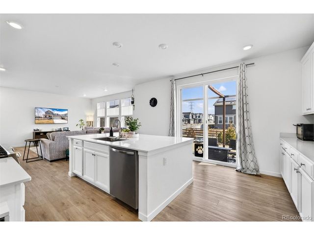 10244 Ursula Ct, Commerce City, CO 80022