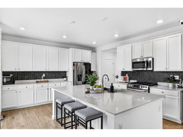 10244 Ursula Ct, Commerce City, CO 80022