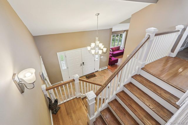 76 Waterbury Road, Warwick, NY 10990
