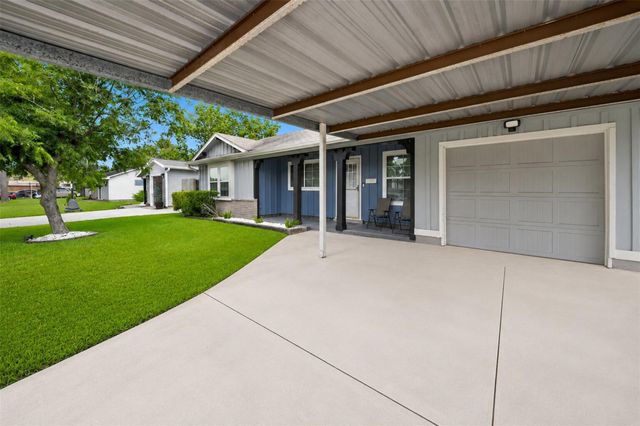 1306 Camden Road Street, Pasadena, TX 77502
