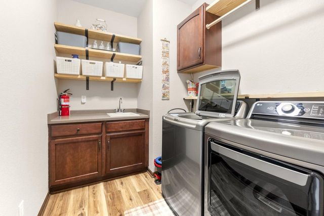 2107 Willow Pond WAY, Grafton, WI 53024