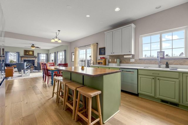 2107 Willow Pond WAY, Grafton, WI 53024