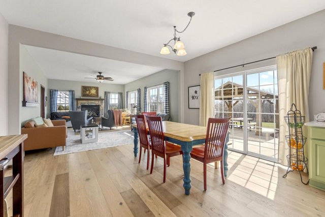 2107 Willow Pond WAY, Grafton, WI 53024