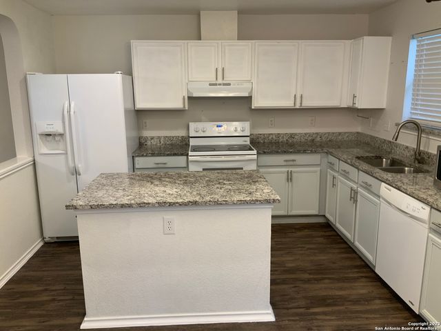 7718 Cedar Farm, San Antonio, TX 78239