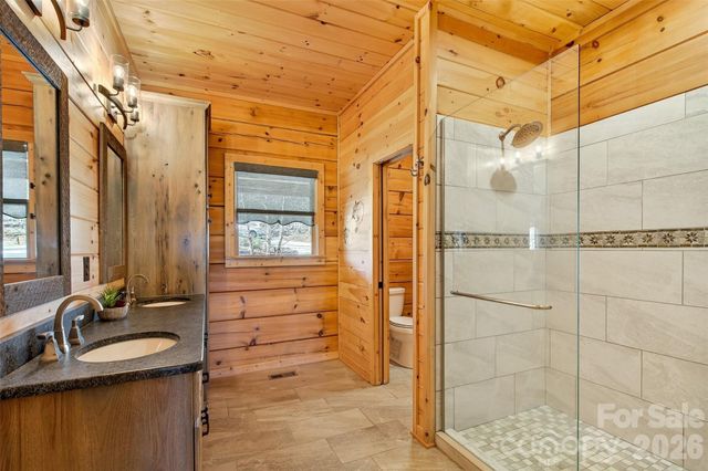 61 Majestic Path, Nebo, NC 28761