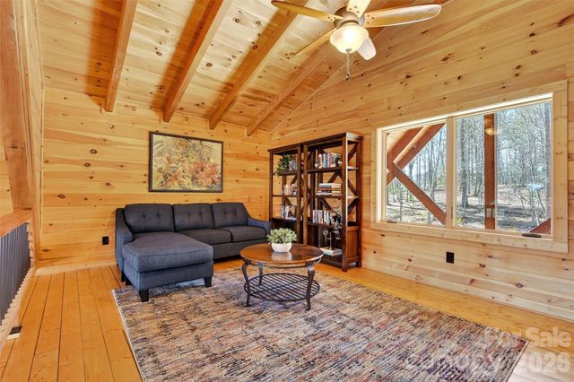 61 Majestic Path, Nebo, NC 28761
